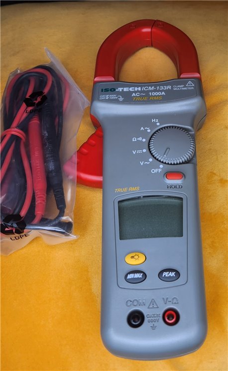 ISO-TECH ICM 133R Electrical Clamp-Multimeter